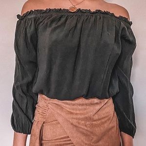 Brandy Melville Black Off Should Top 🖤
